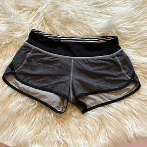 Lululemon Speed Up Short 2.5” Lined Size 6